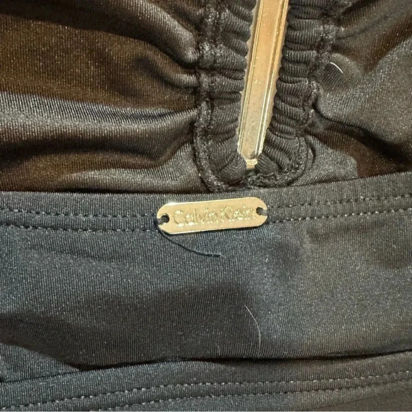 Calvin Klein Swimsuit Black One Piece Slimming Ruching Design Women’s Size 6 - Picture 7 of 9